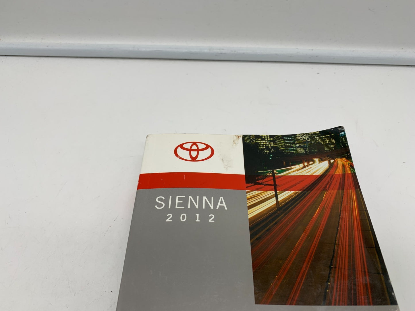 2012 Toyota Sienna Owners Manual OEM