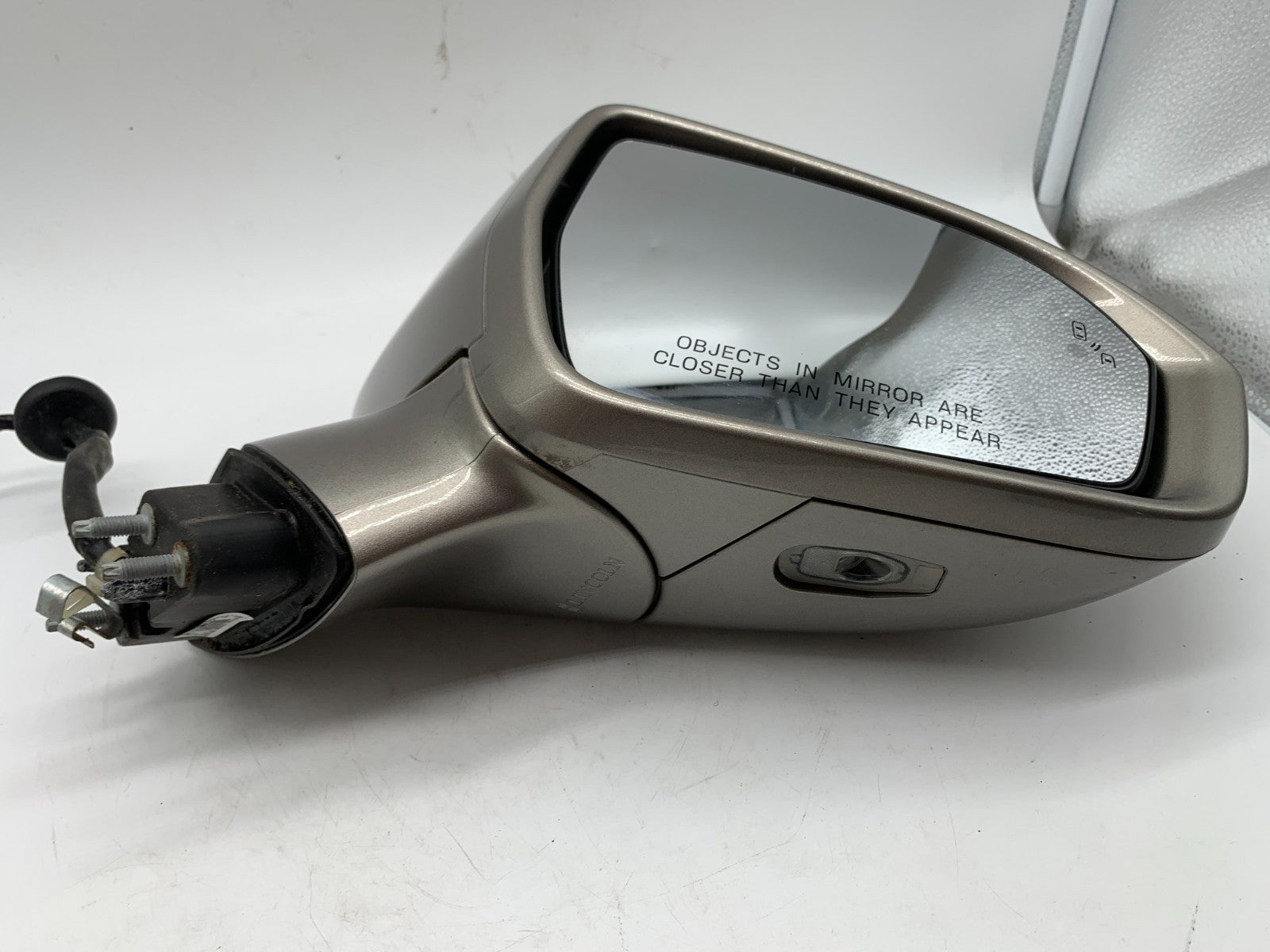 2015-2019 Lincoln MKC Passenger Side Power Door Mirror White BSA OEM C02B06007