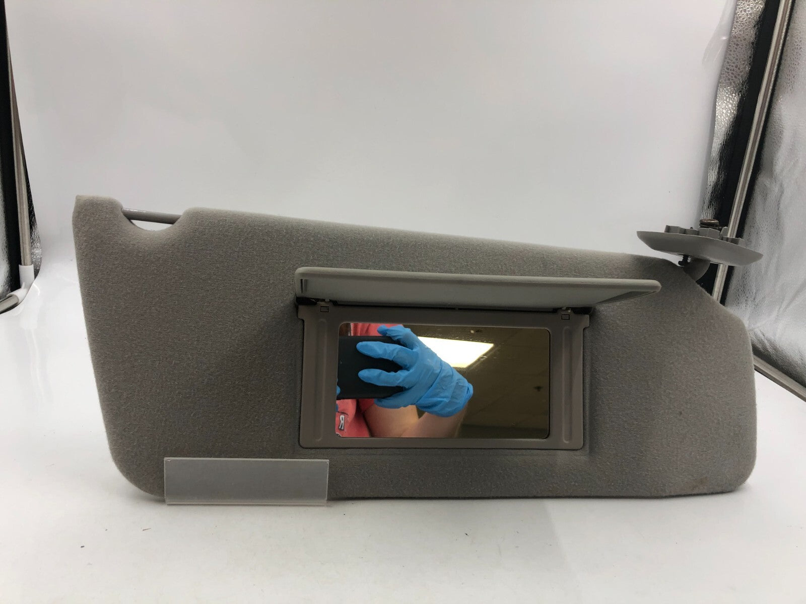 2004-2008 Ford F-150 F150 Passenger Sun Visor Gray OEM B04B40083