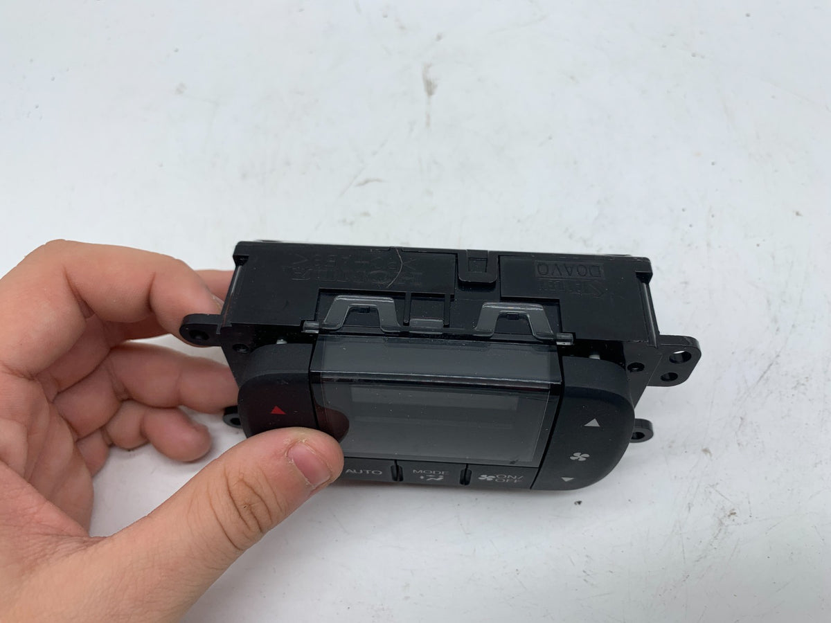 2011-2017 Honda Odyssey Rear Climate Control AC Heater Unit OEM B02B04053