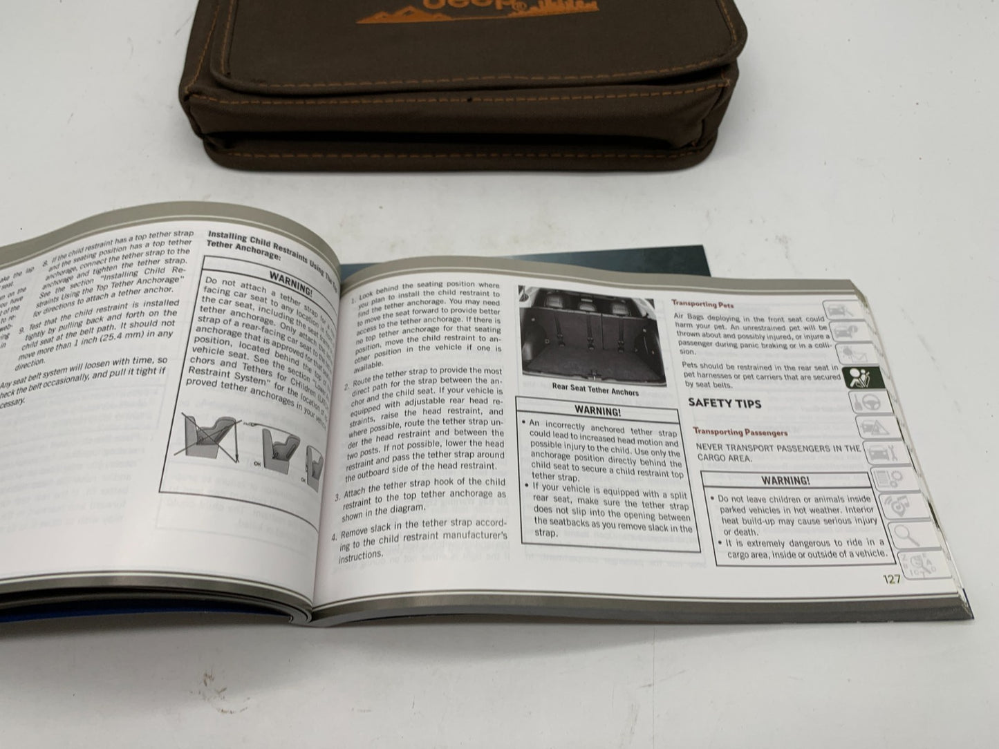 2018 Jeep Compass Owners Manual Set with Case OEM D01B37015