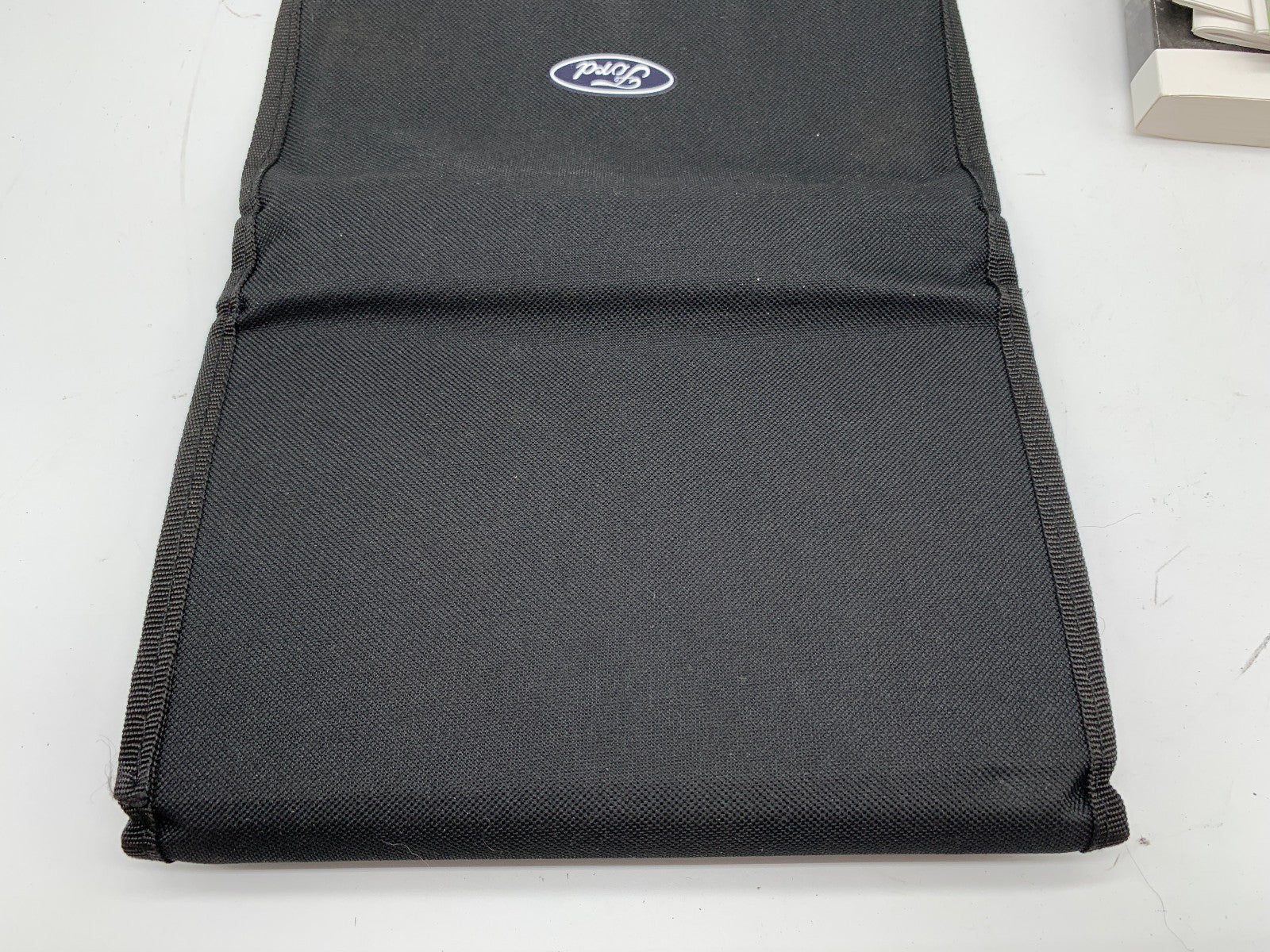 2018 Ford Escape Owners Manual Set with Case OEM D03B34011