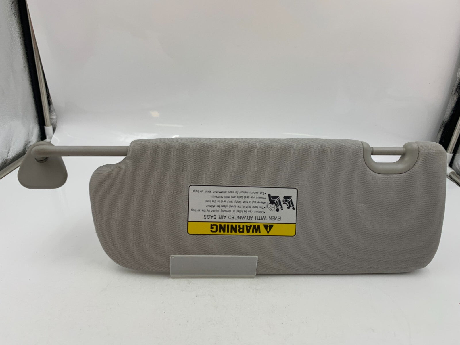 2013-2019 Hyundai Santa Fe Passenger Sun Visor Sunvisor Gray OEM D02B70007