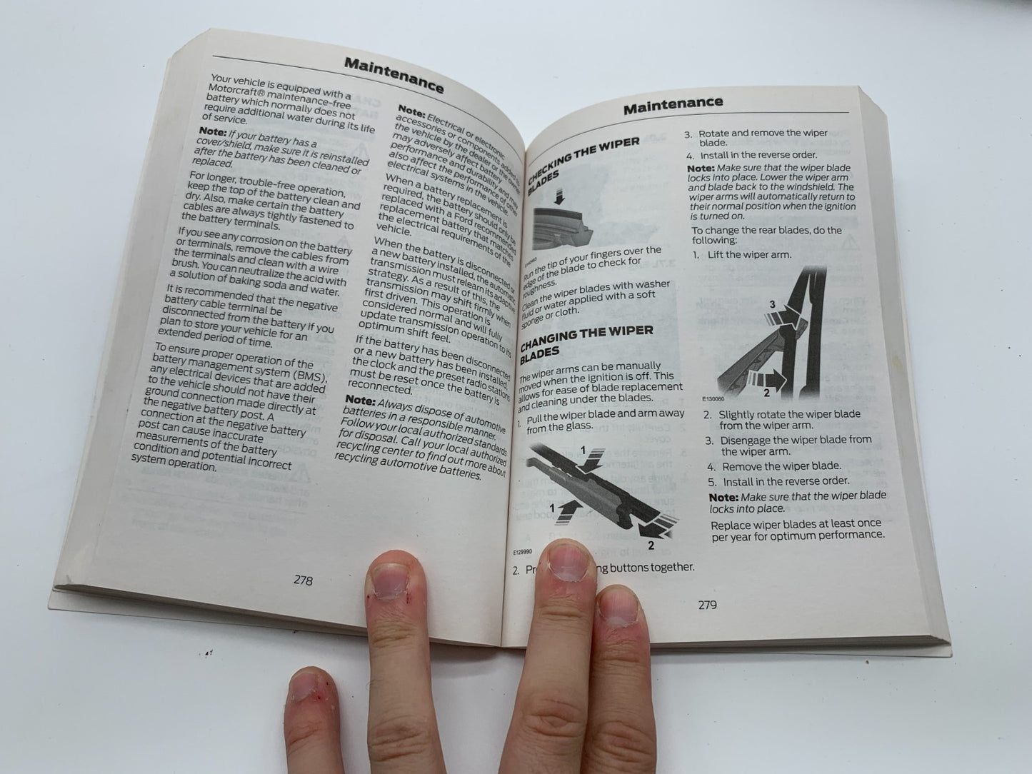 2013 Lincoln MKZ Owners Manual Set with Case OEM B03B04013