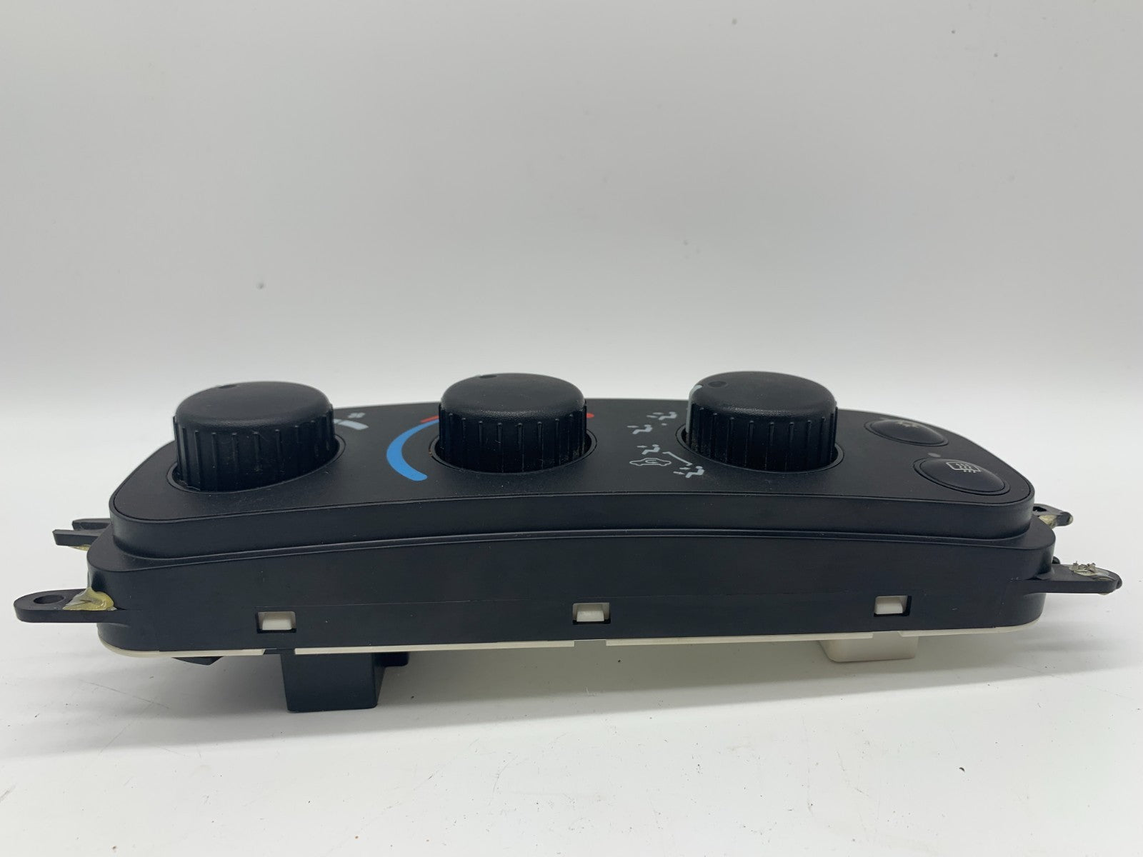 2003-2005 Dodge RAM 1500 Dakota Climate Control AC Heater Unit OEM P55056321AD