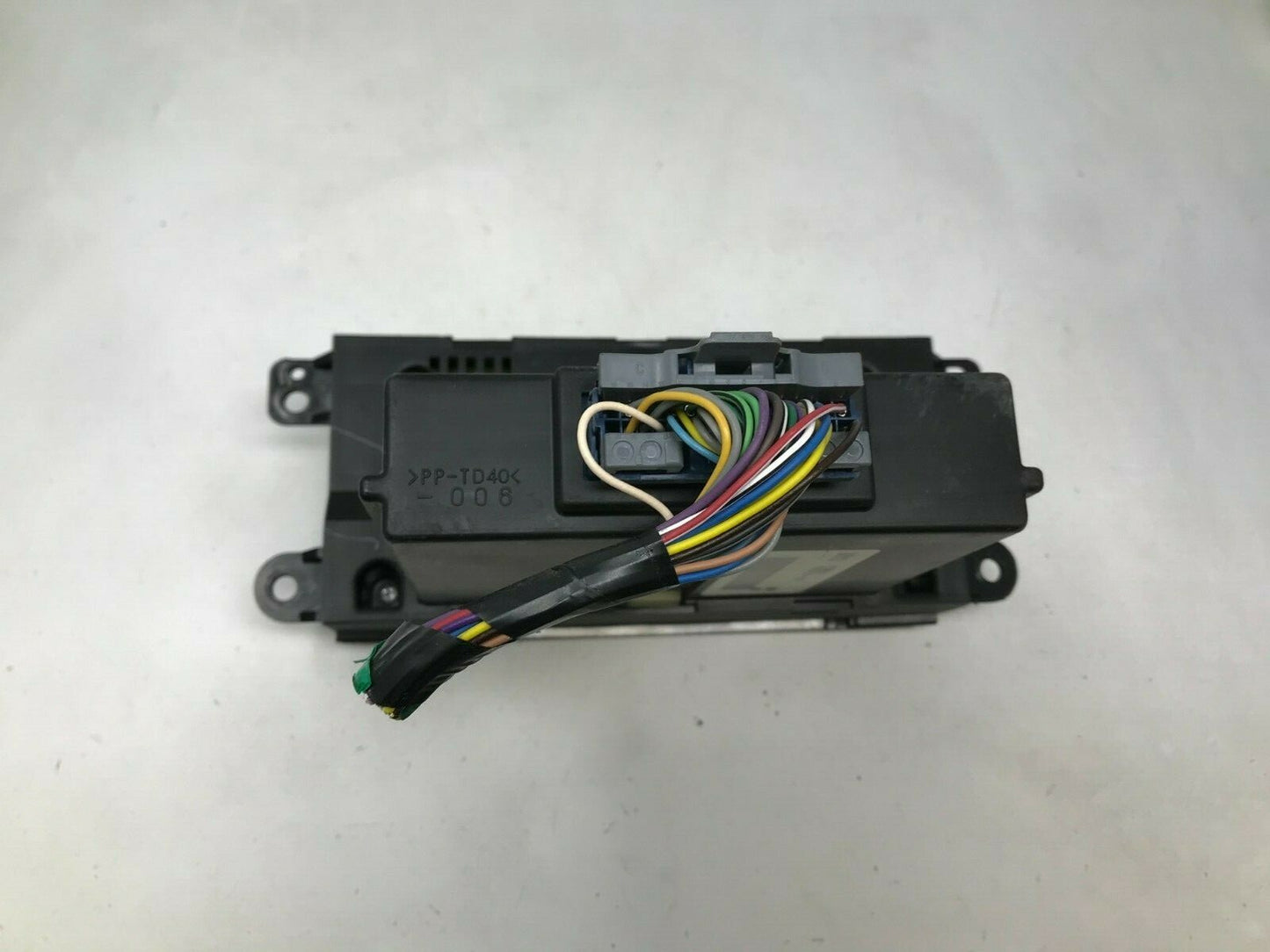 2005-2006 Cadillac CTS AC Heater Climate Control Unit OEM D02B55007