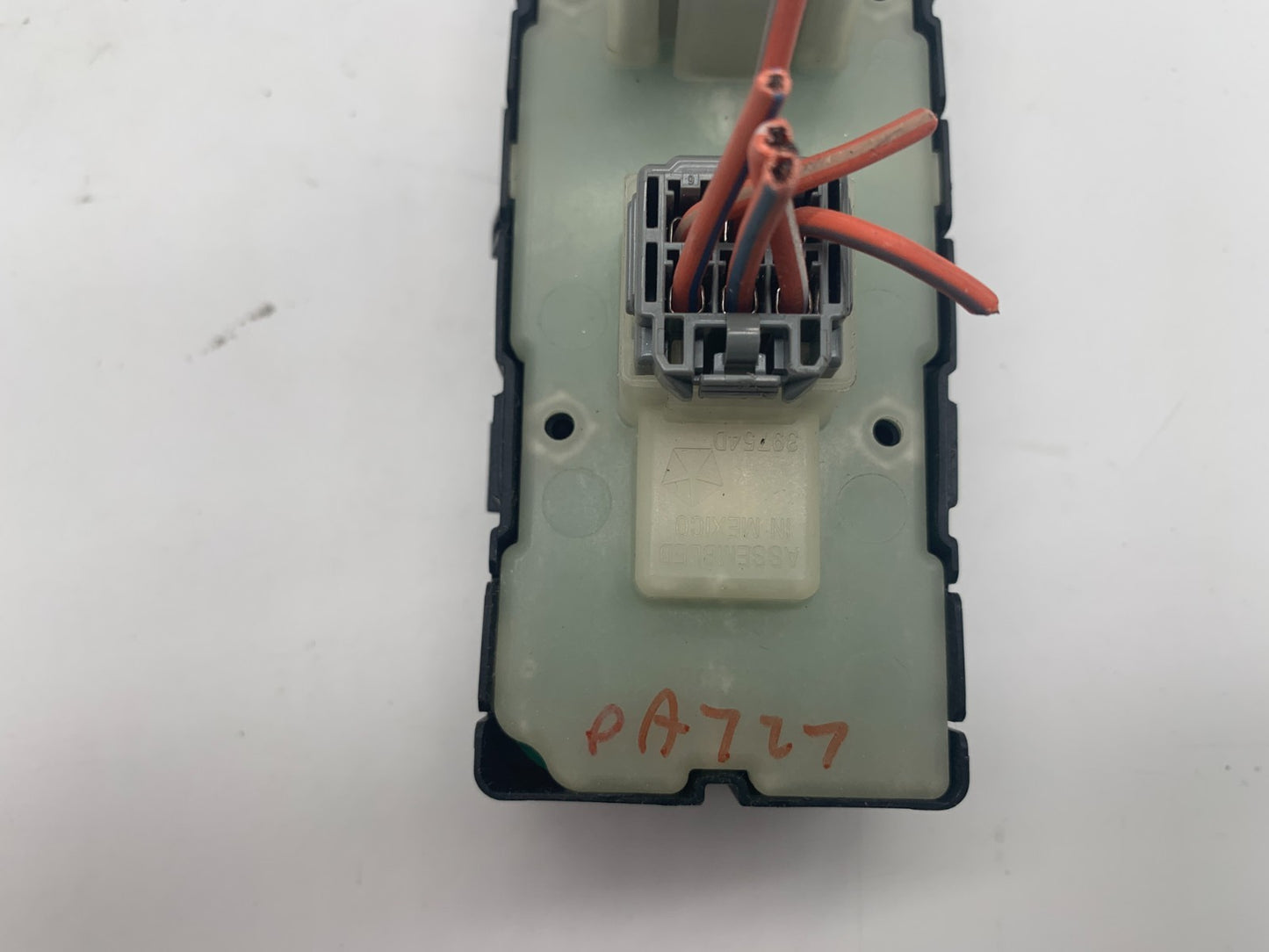 2007-2010 Jeep Patriot Master Power Window Switch OEM C03B25064