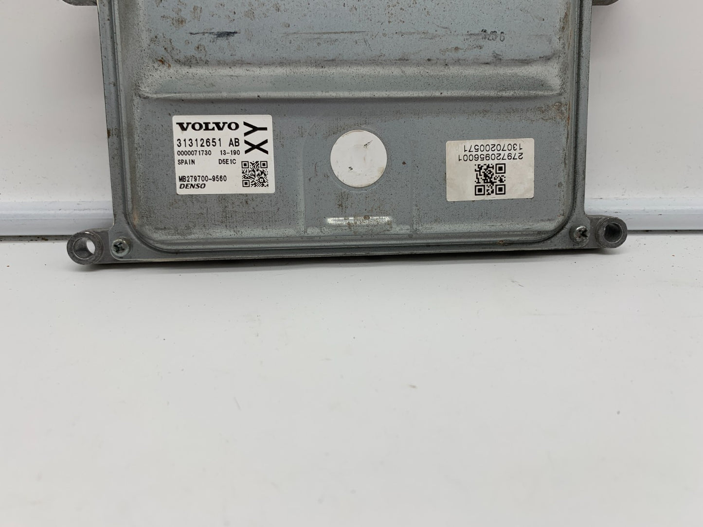 2014-2016 Volvo S60 Engine Control Module ECU ECM OEM B02B40046