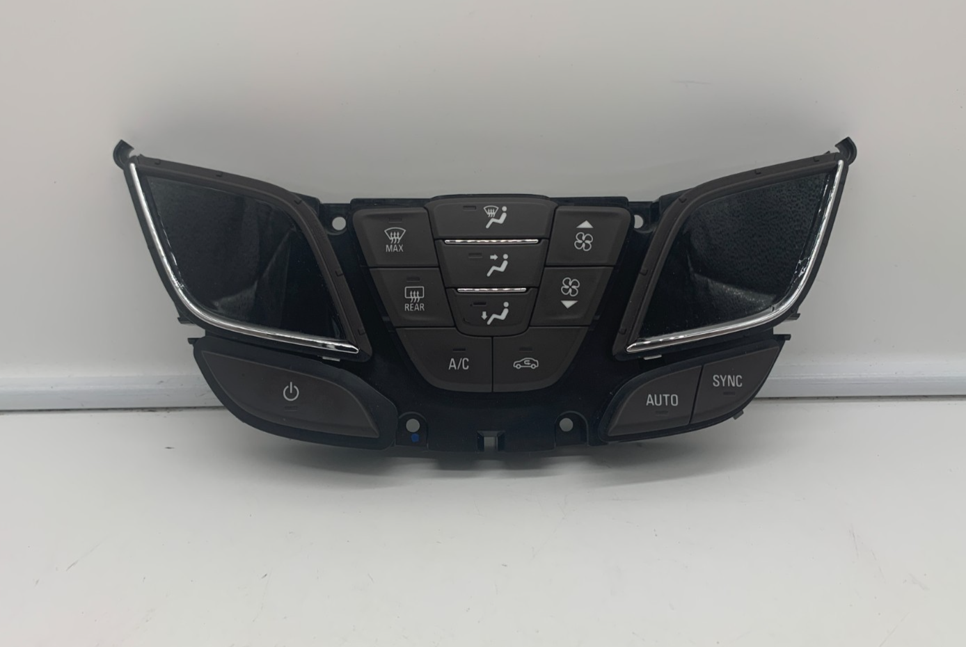 2014-2017 Buick Regal Climate Control AC Heater Temperature Control OEM