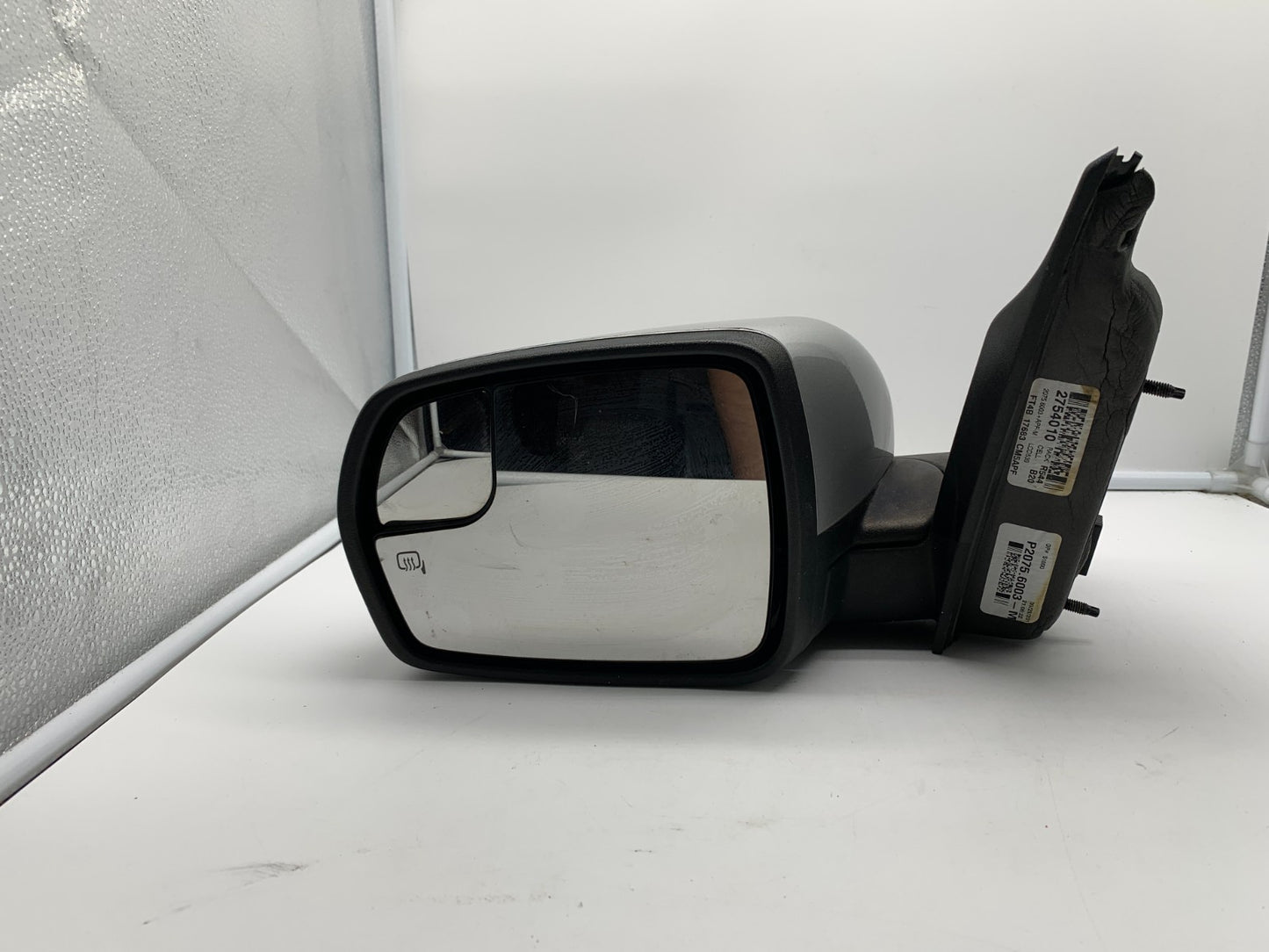 2015-2018 Ford Edge Driver Side View Power Door Mirror Silver OEM C02B31066