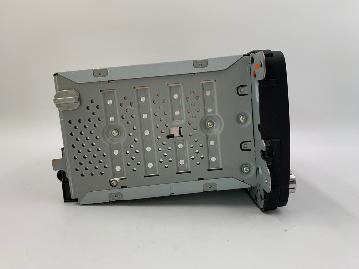 2013-2015 Volkswagen Passat AM FM CD Player Radio Receiver OEM B04B09004