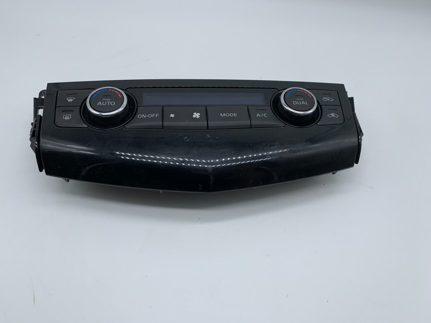 2019-2022 Nissan Altima AC Heater Climate Control Unit OEM C03B01004