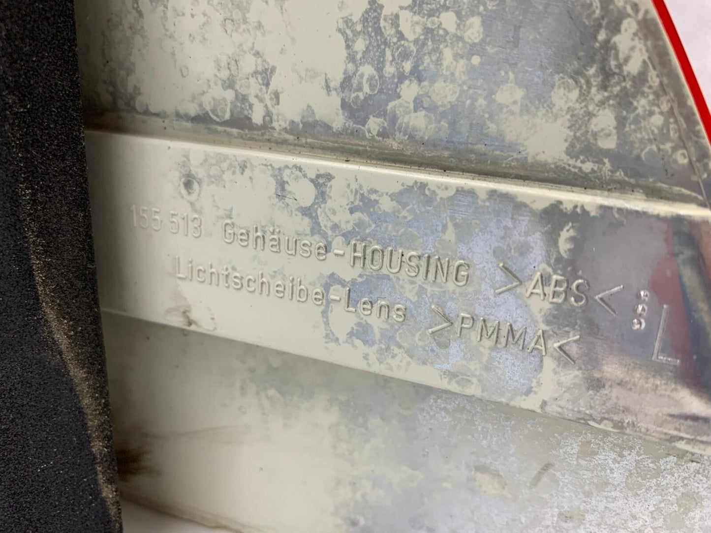 2002-2005 BMW 745i Driver Side Tail Light Taillight OEM D01B62002