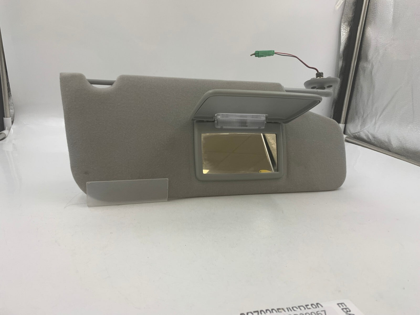 2005-2007 Ford Freestyle Passenger Sun Visor Illuminated Gray OEM D02B64015
