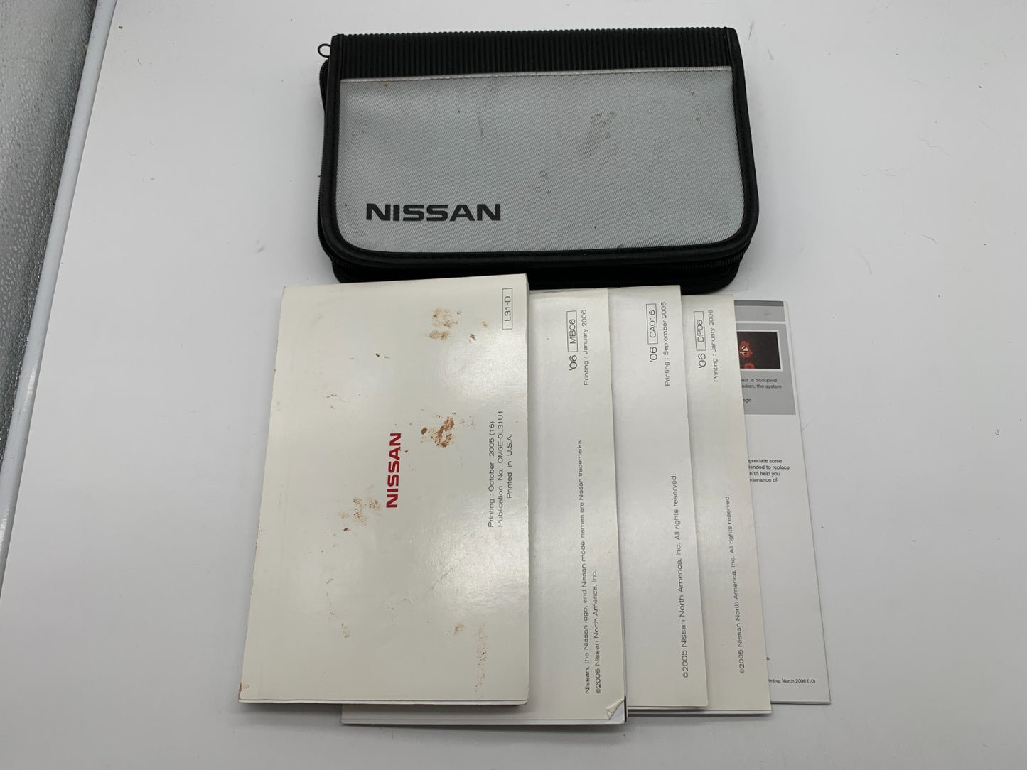 2006 Nissan Altima Owners Manual Set with Case OEM B02B56007