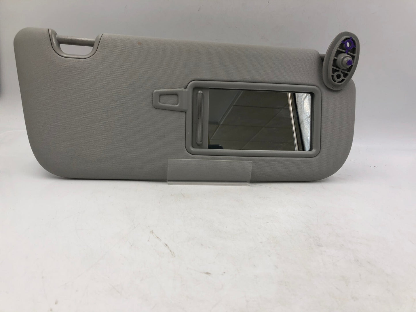 2014-2019 Kia Soul Passenger Sun Visor Gray Illuminated OEM A04B09072