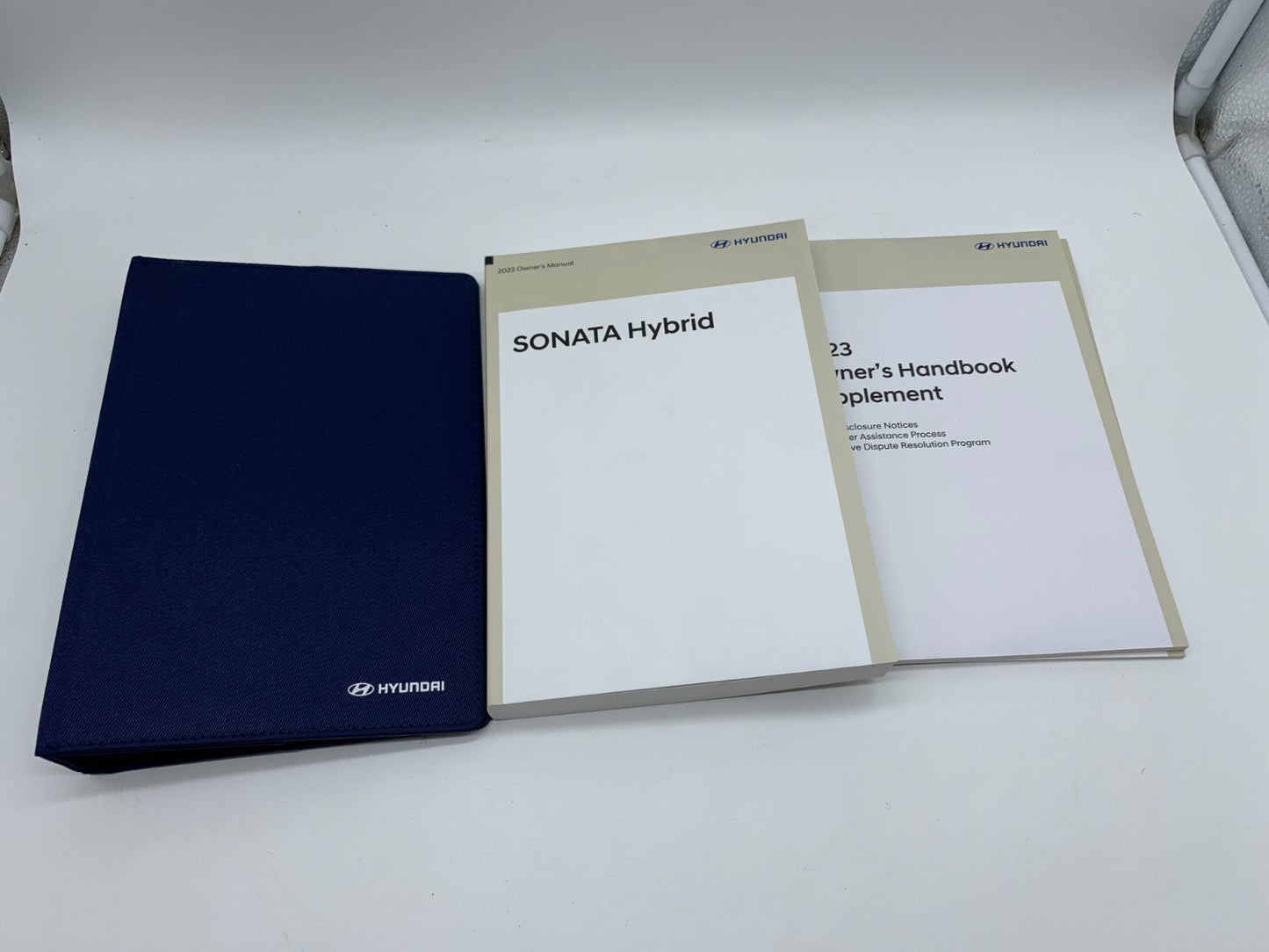 2023 Hyundai Tucson Hybrid Owners Manual Set with Case OEM A03B54005