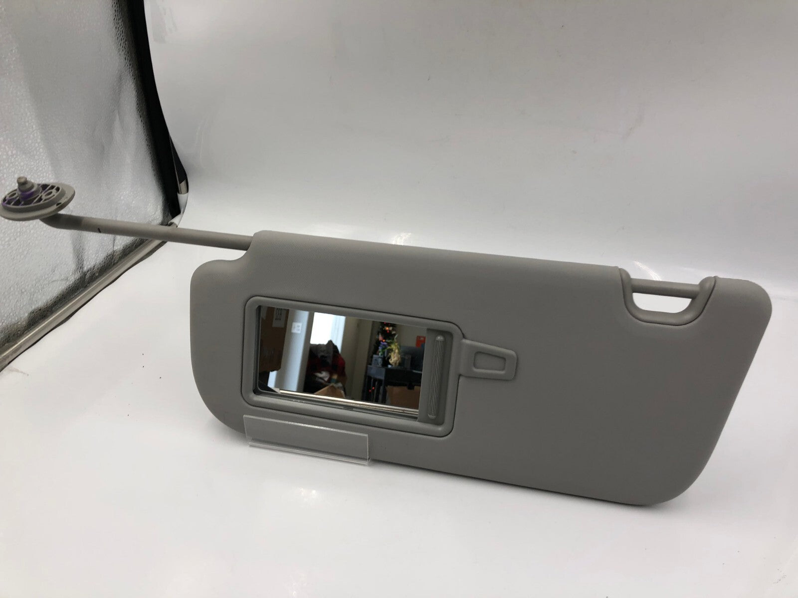 2014-2019 Kia Soul Driver Sun Visor Gray Illuminated OEM B03B12001