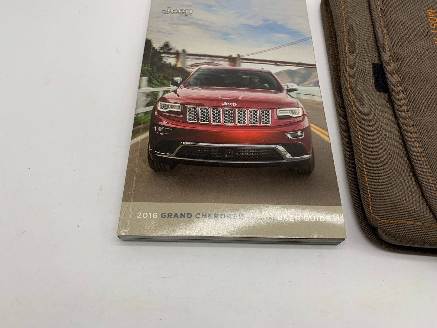 2016 Jeep Grand Cherokee Owners Manual Set with Case OEM B04B55050