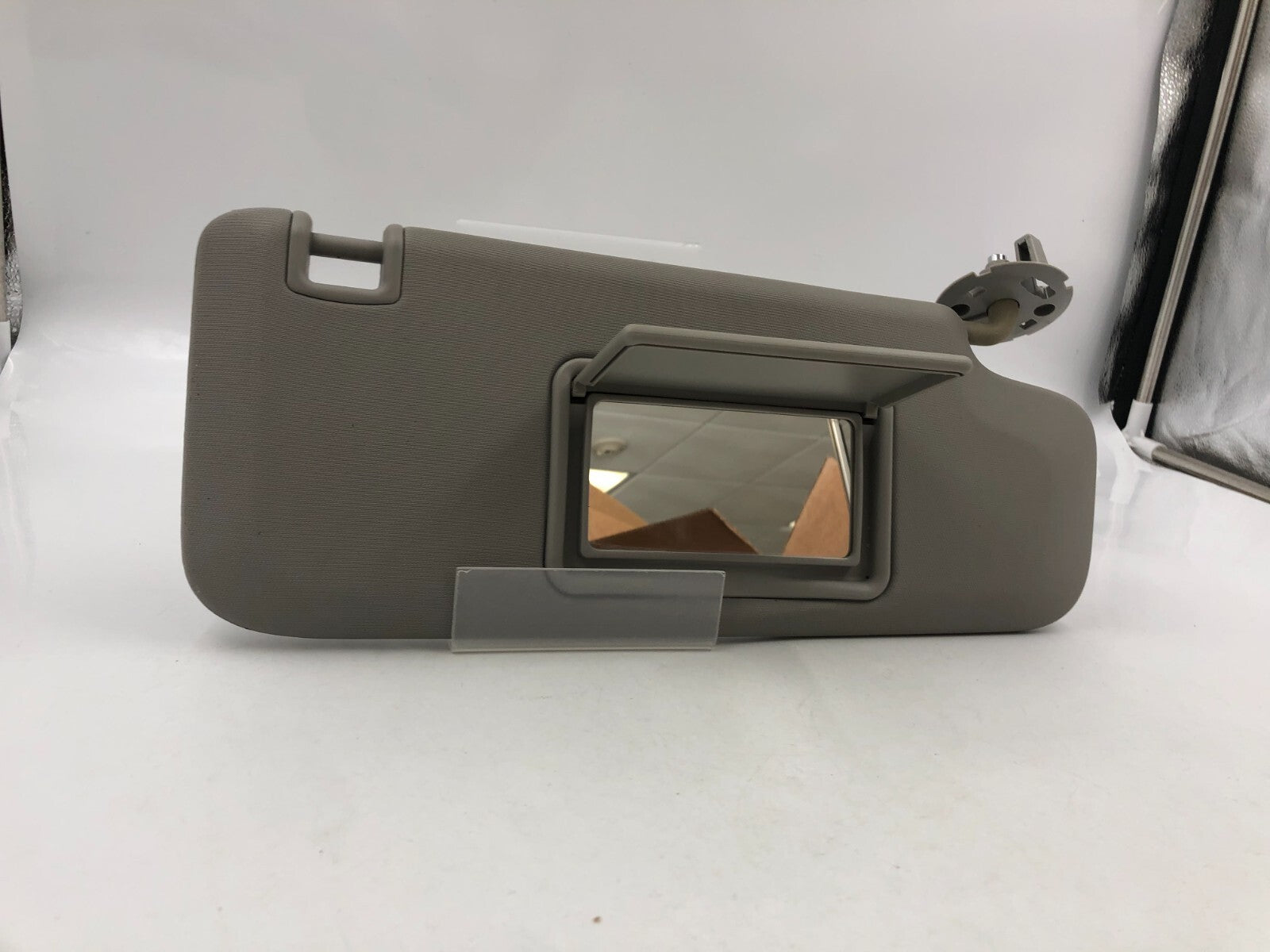 2011-2016 Chevrolet Cruze Passenger Sun Visor Gray Illumination OEM A01B32040