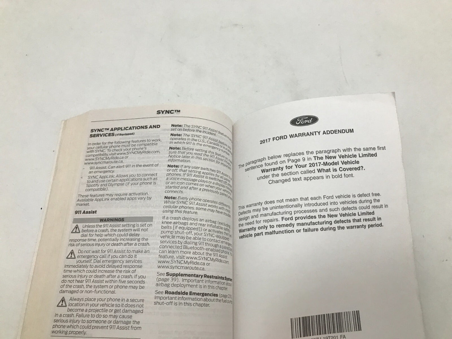 2017 Ford Fusion Owners Manual OEM C04B36011
