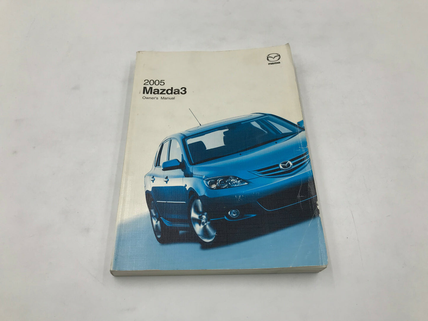 2005 Mazda 3 Owners Manual Set with Case OEM B01B48041