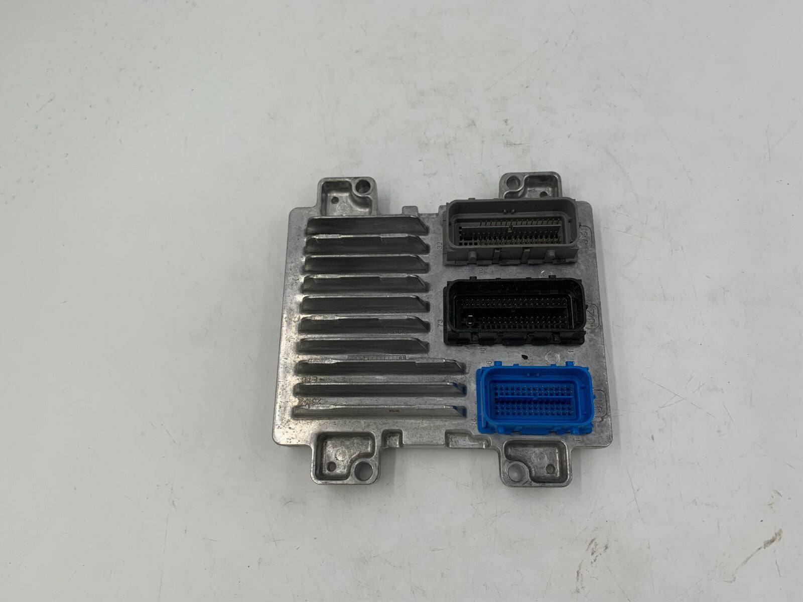 2017-2020 Chevrolet Trax Engine Control Module Unit ECU ECM OEM B02B52038