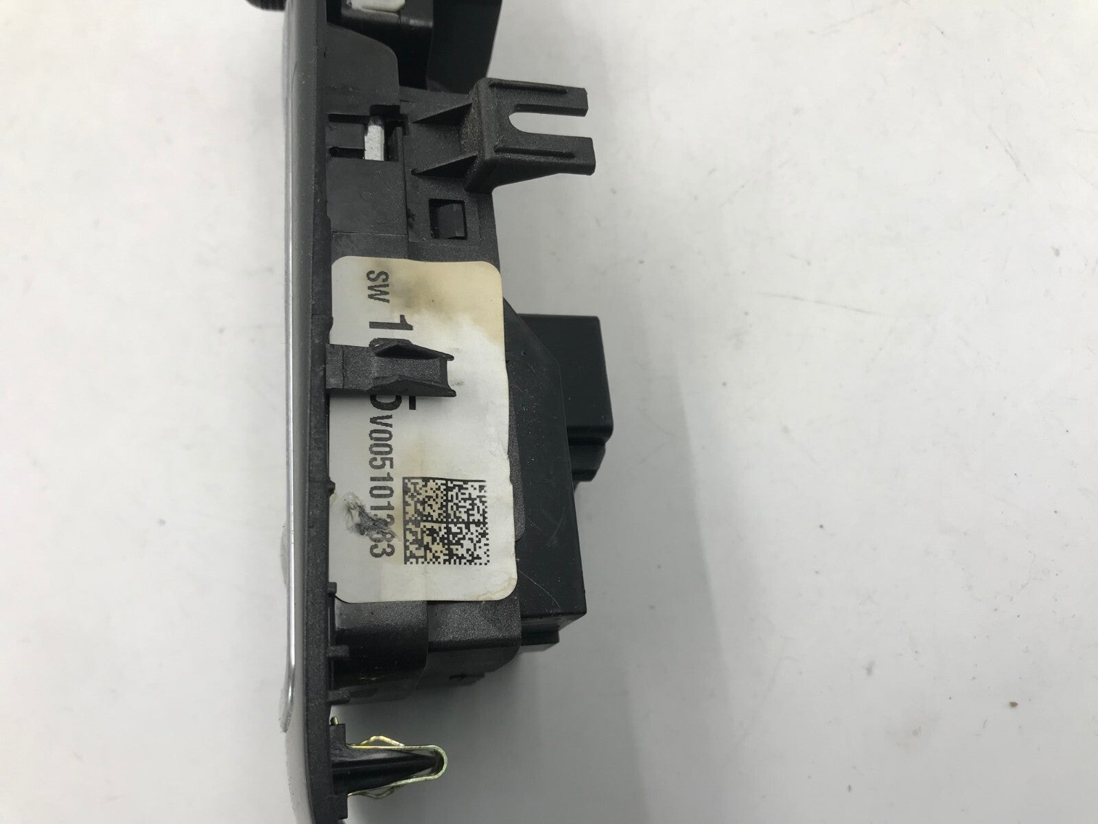 2011-2013 Chevrolet Malibu Master Power Window Switch OEM D03B29036