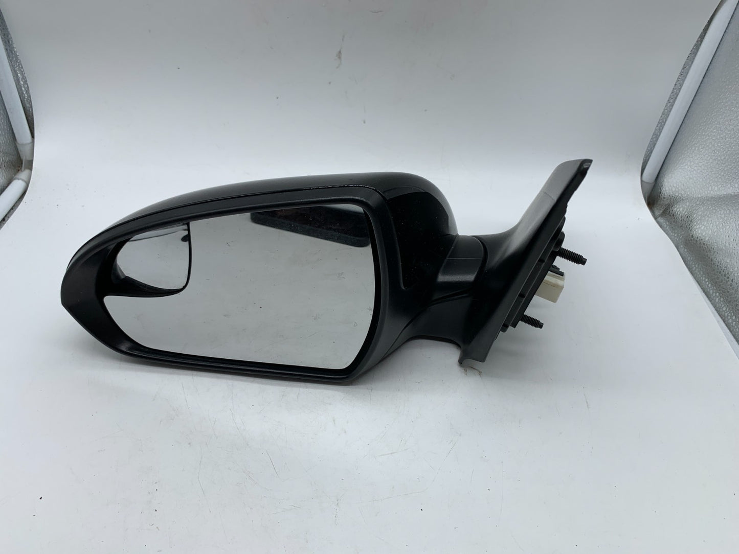 2018-2020 Hyundai Elantra Sedan Driver Side Power Door Mirror Black B04B19001