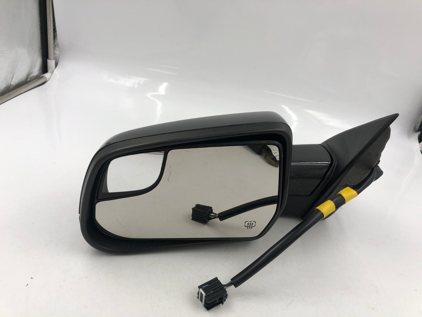 2011-2014 GMC Terrain Driver Side Power Door Mirror Gray OEM E03B64004