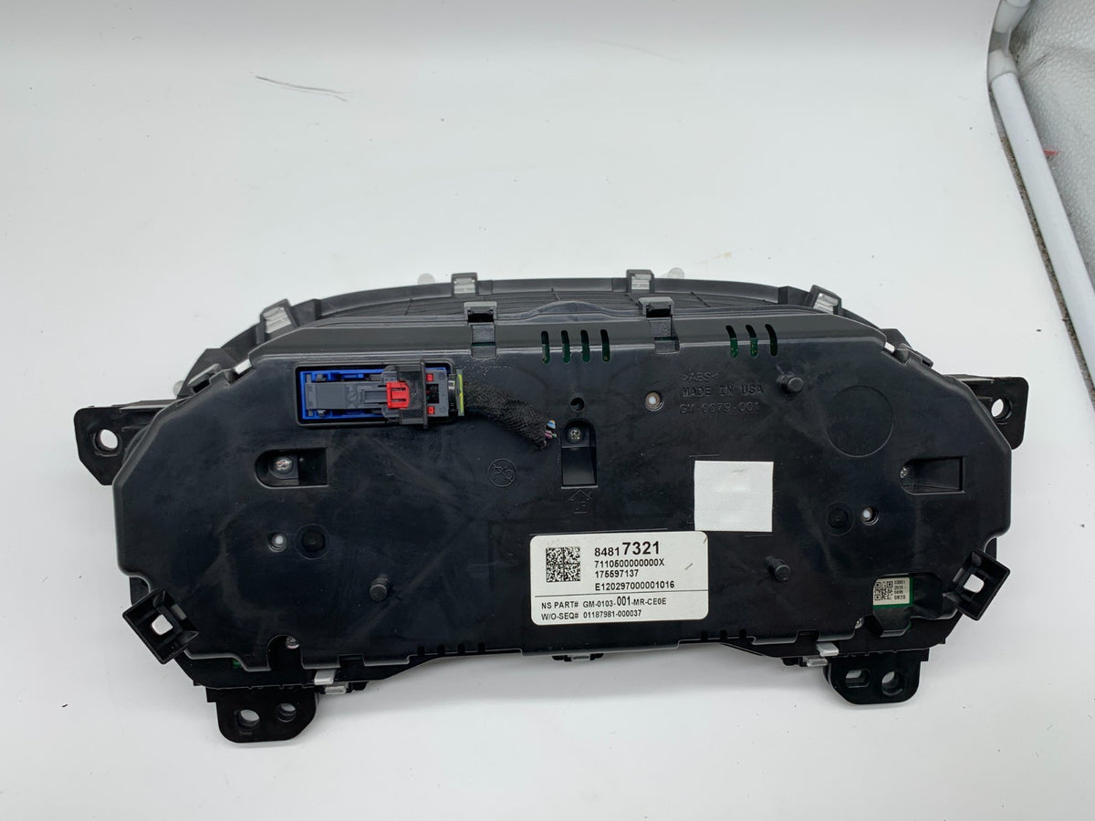 2020-2021 Chevrolet Cruze Speedometer Cluster 43129 Miles OEM C02B38004
