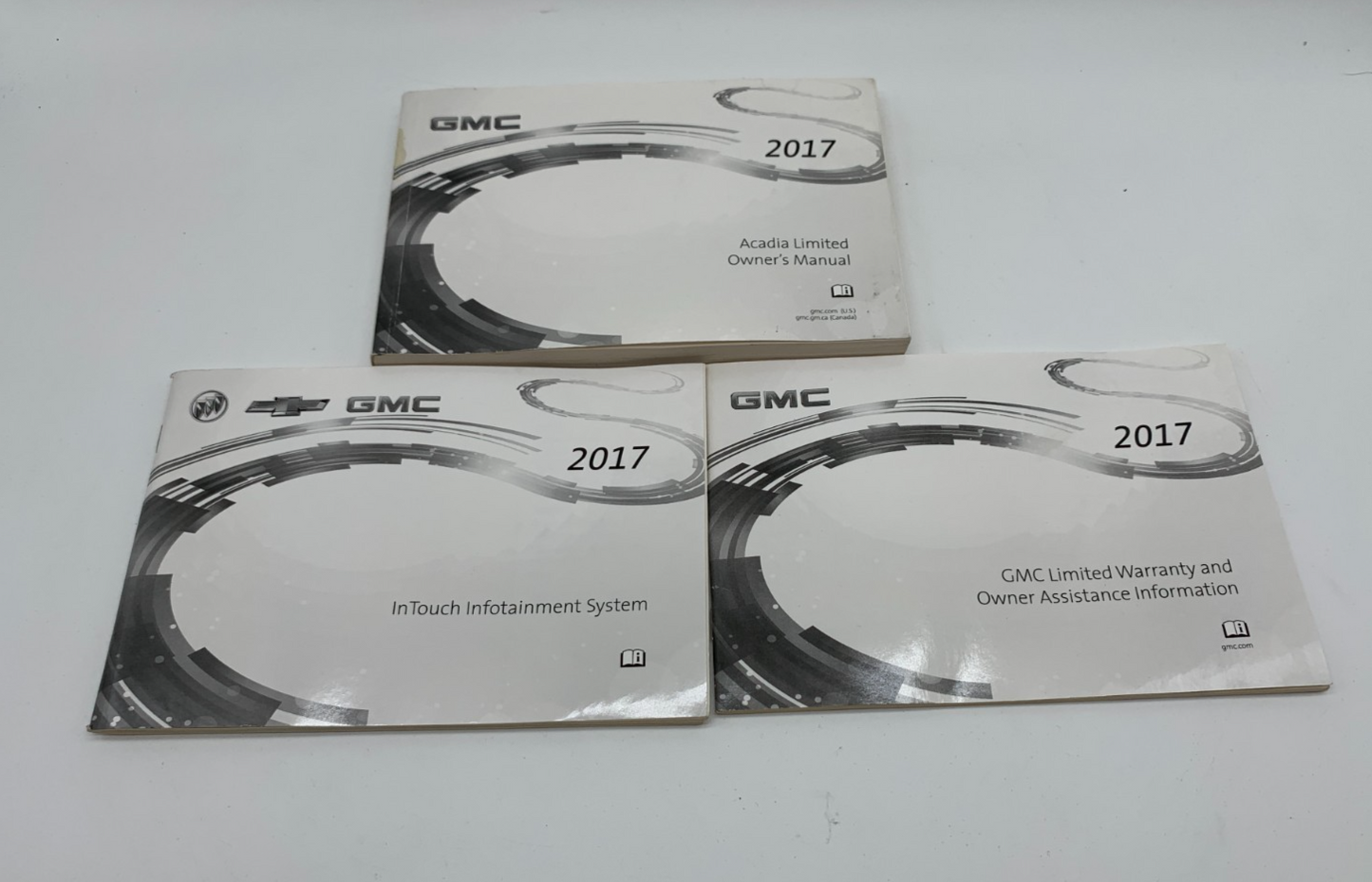 2017 GMC Acadia Owners Manual Set OEM C03B49011