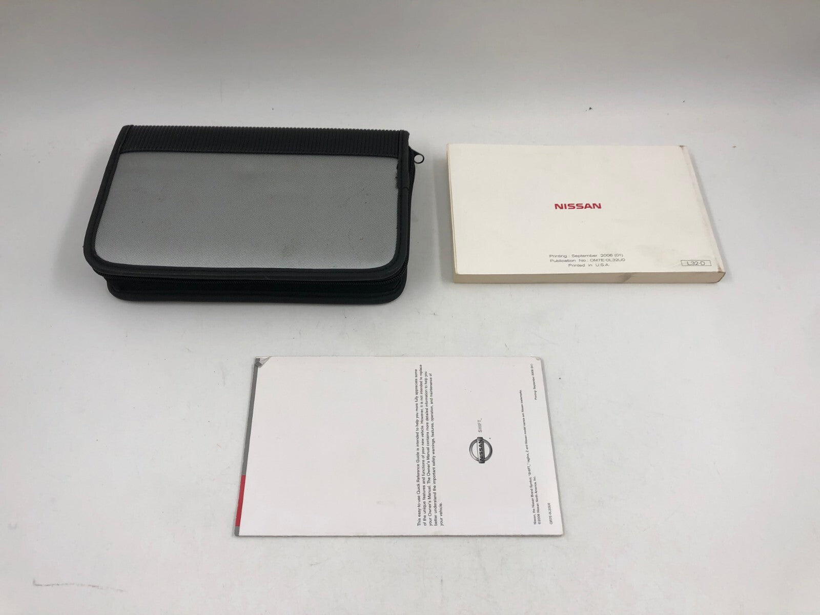 2007 Nissan Altima Owners Manual Set with Case OEM C02B15022