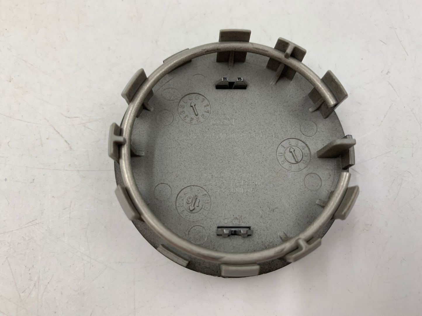 Nissan Rim Wheel Center Cap Black OEM D02B39027