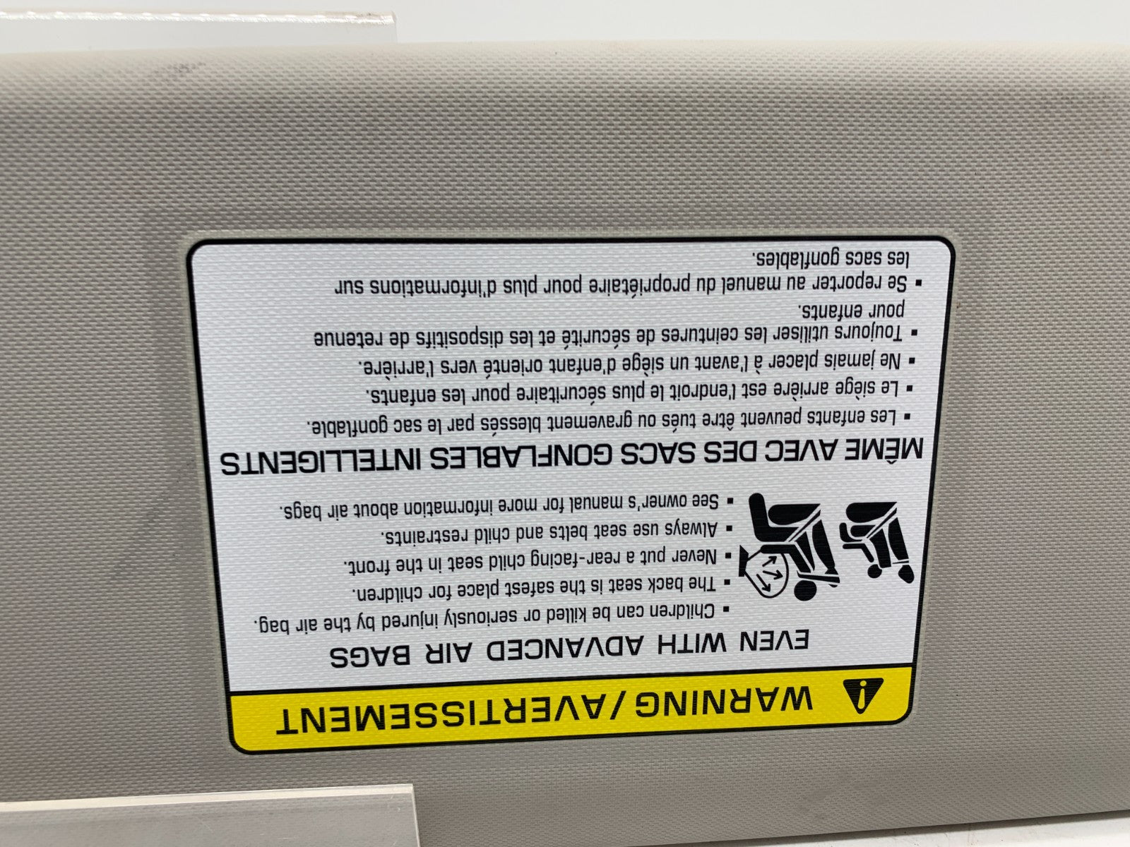 2017-2018 Kia Forte Passenger Sun Visor Gray OEM A03B06005