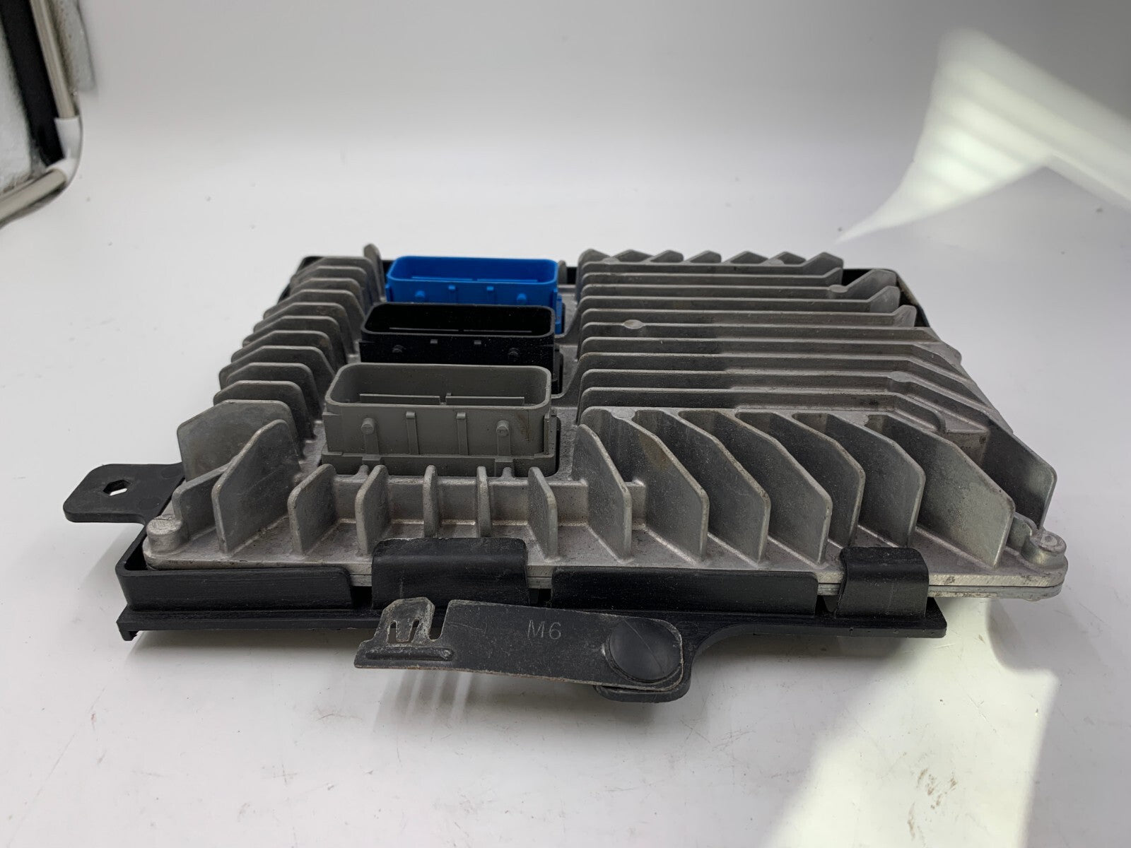 2013-2016 Chevrolet Traverse Engine Control Module ECU ECM OEM B02B43021