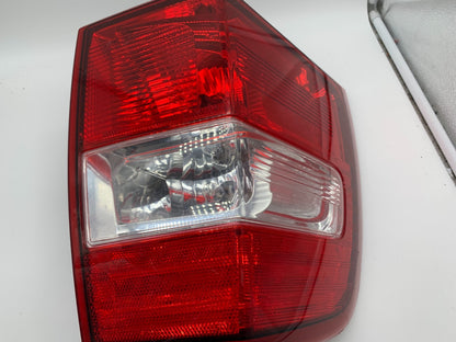 2007-2017 Ford Expedition Driver Tail Light Taillight OEM D02B69011