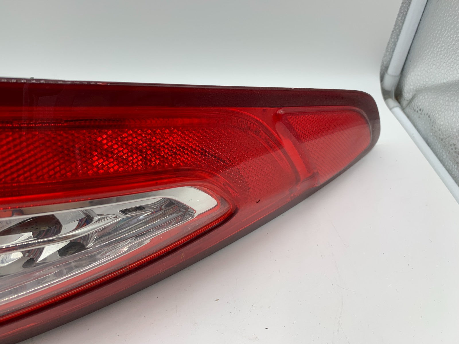 2013-2016 Ford Fusion Driver Side Tail Light Taillight OEM C03B33003