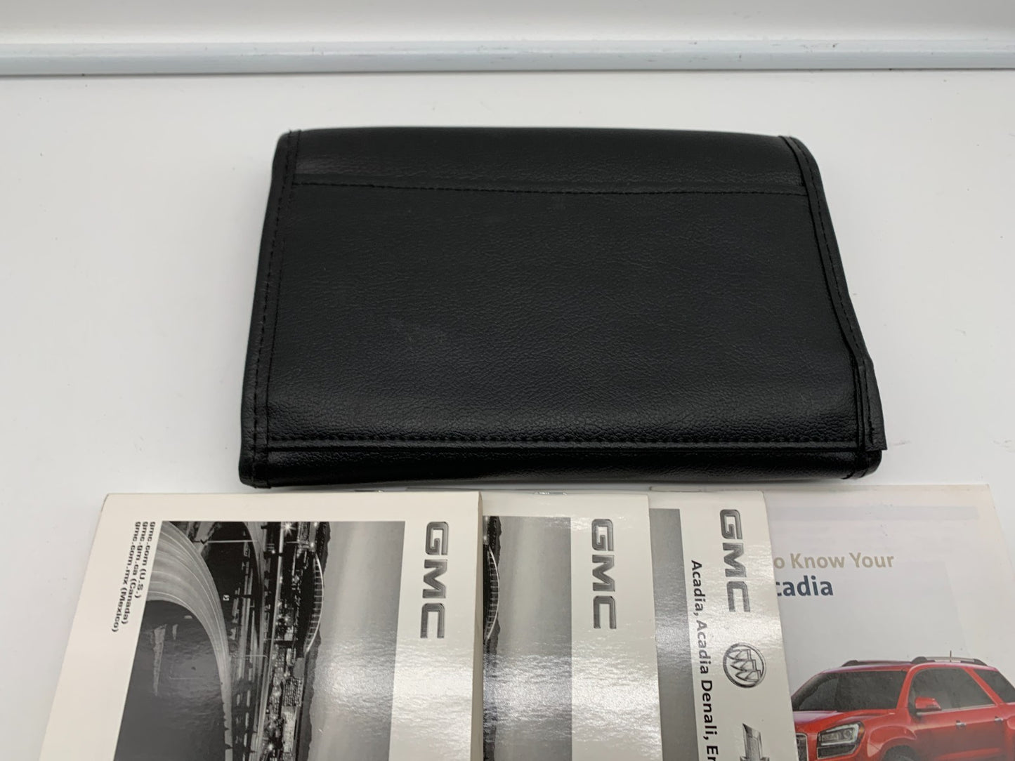 2014 GMC Acadia Denali Owners Manual Set with Case OEM B04B55051