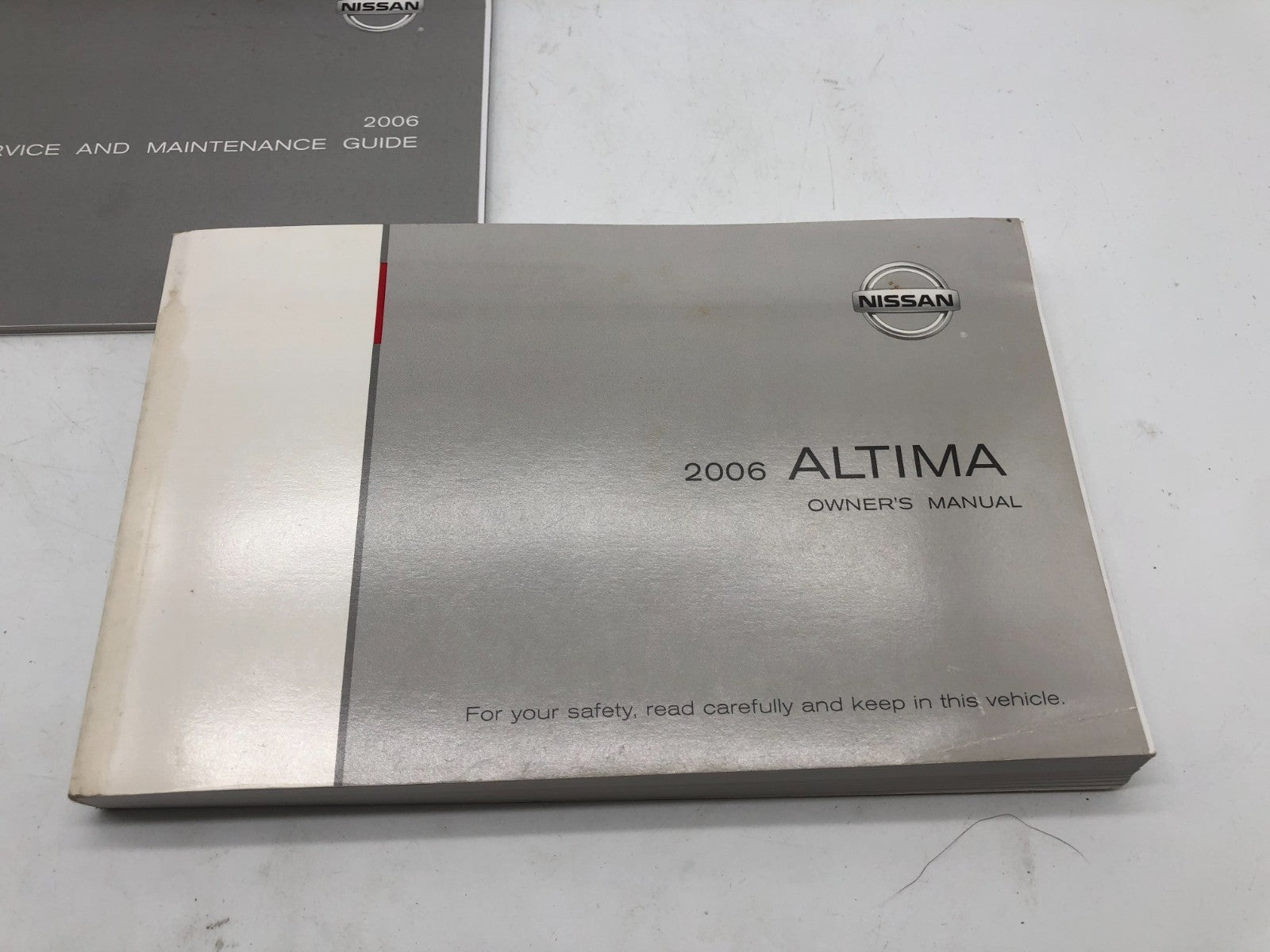 2006 Nissan Altima Owners Manual Set with Case OEM R01B14012