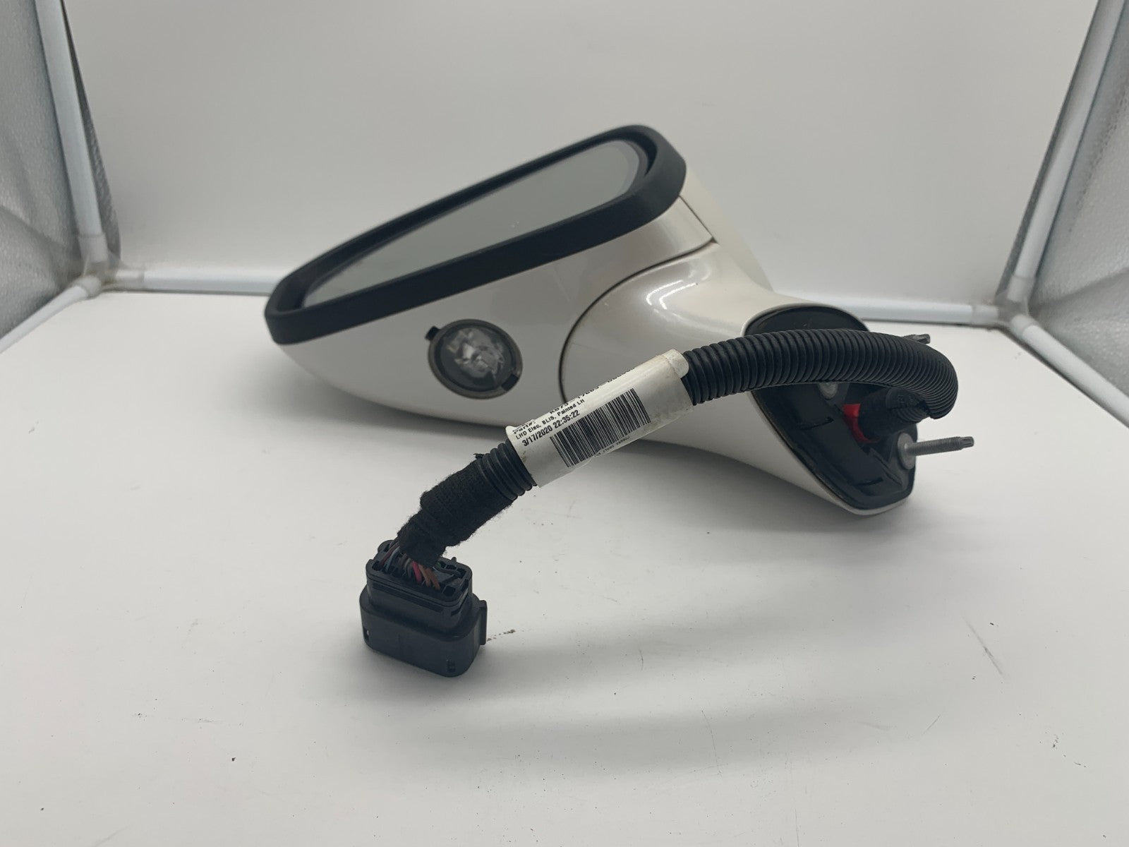 2019-2020 Ford Fusion Driver Side View Power Door Mirror White BSA OEM C04B49072