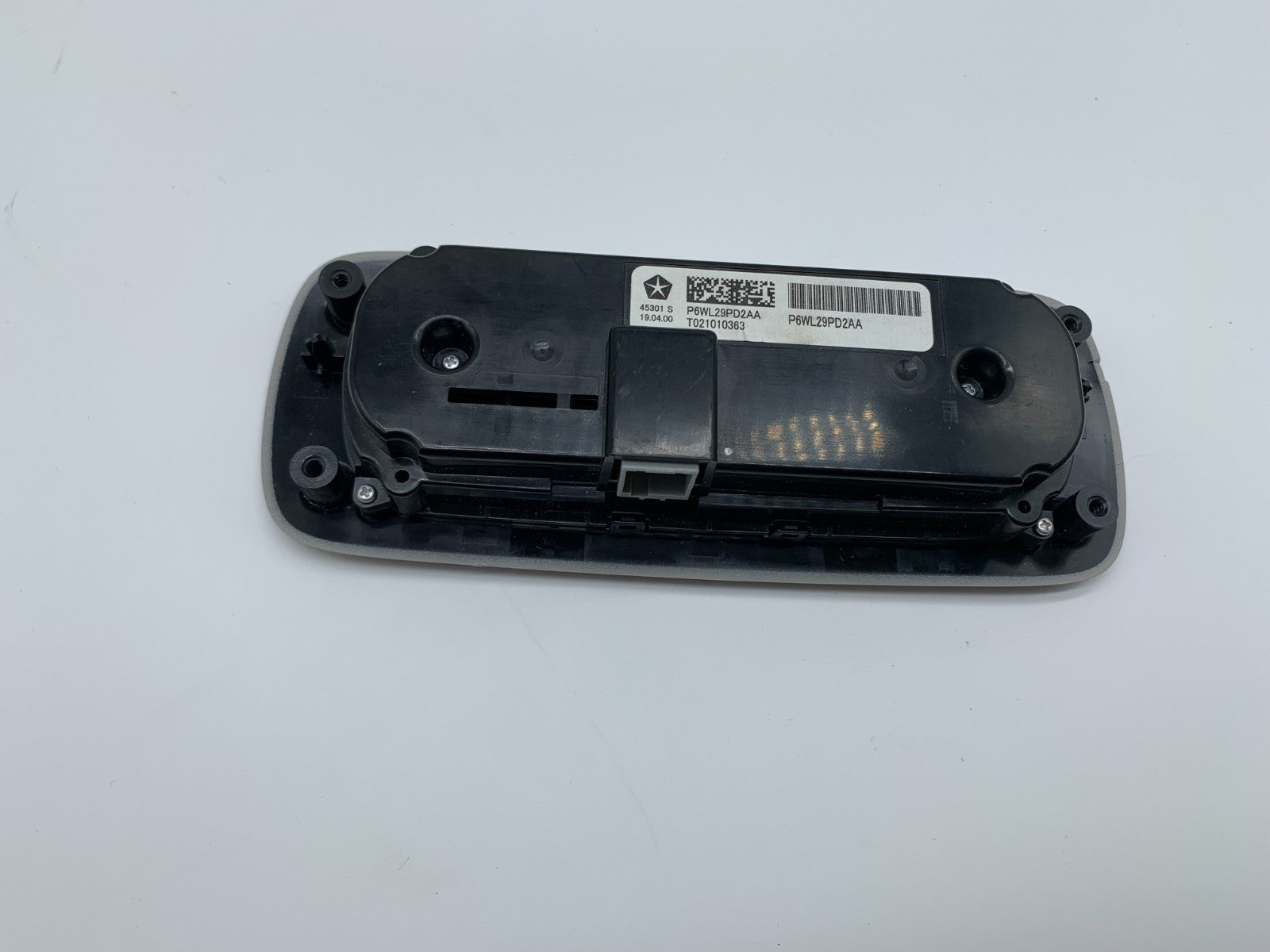 2020-2022 Chrysler Voyager REAR AC Heater Climate Control Unit OEM D02B64014