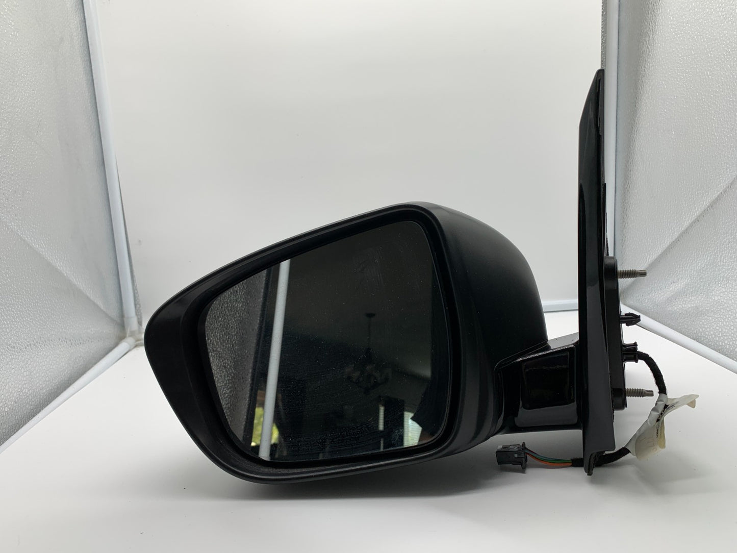 2018-2020 Nissan Pathfinder Driver Side Power Door Mirror SIlver OEM B03B55002