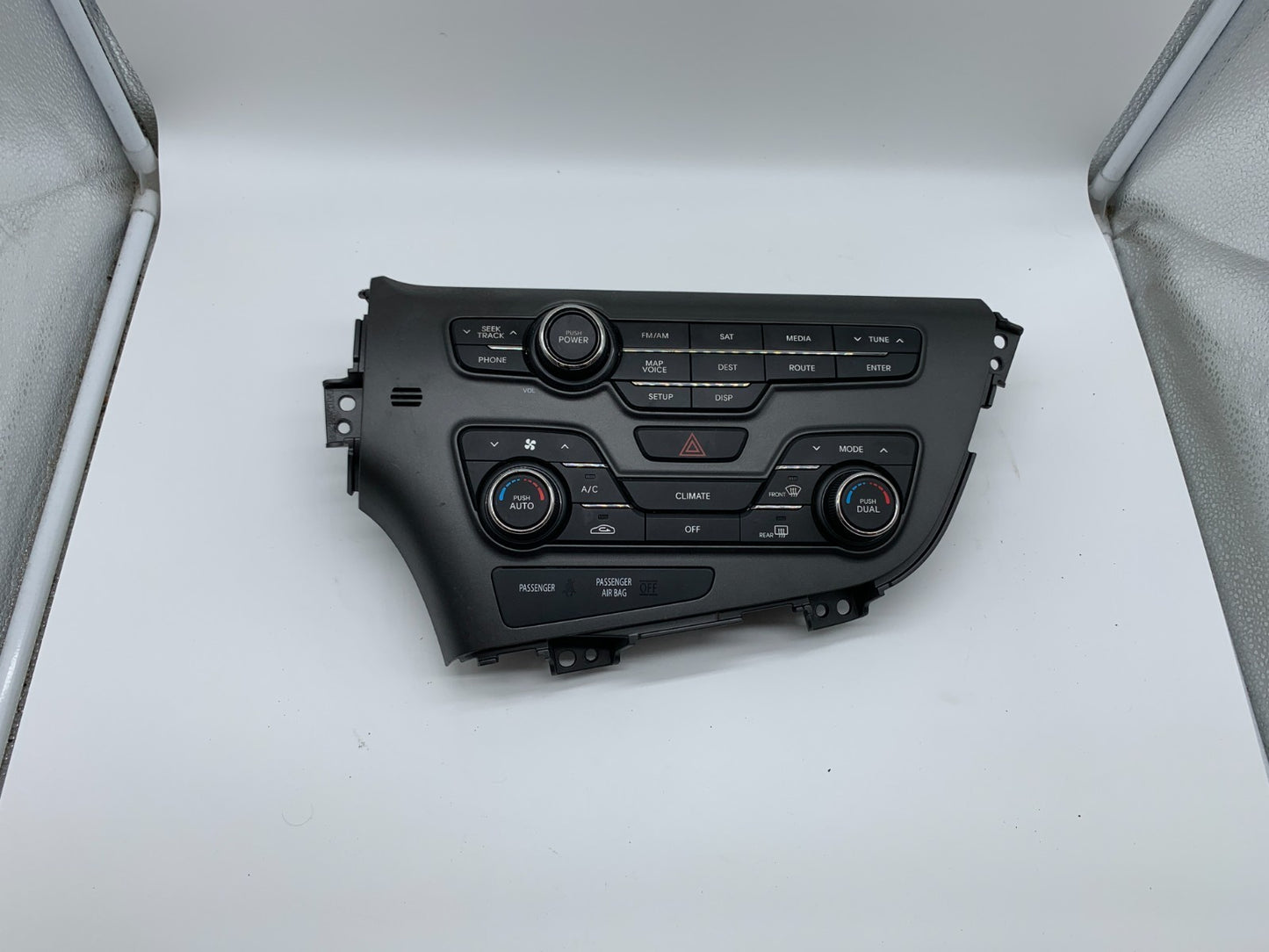 2011-2013 Kia Optima AC Heater Climate Control Unit OEM C03B52003