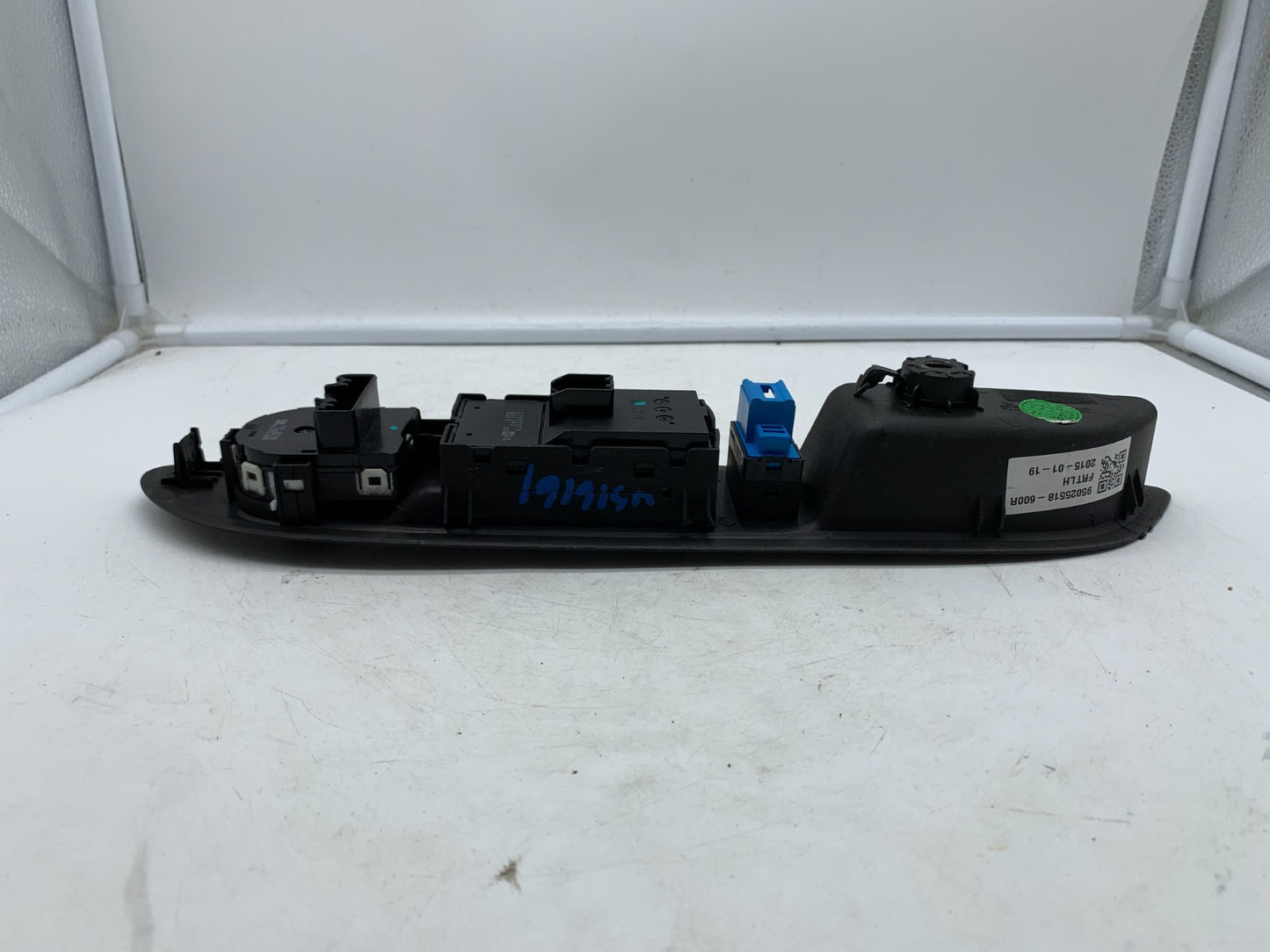 2013-2016 Buick Encore Master Power Window Switch OEM B03B08006