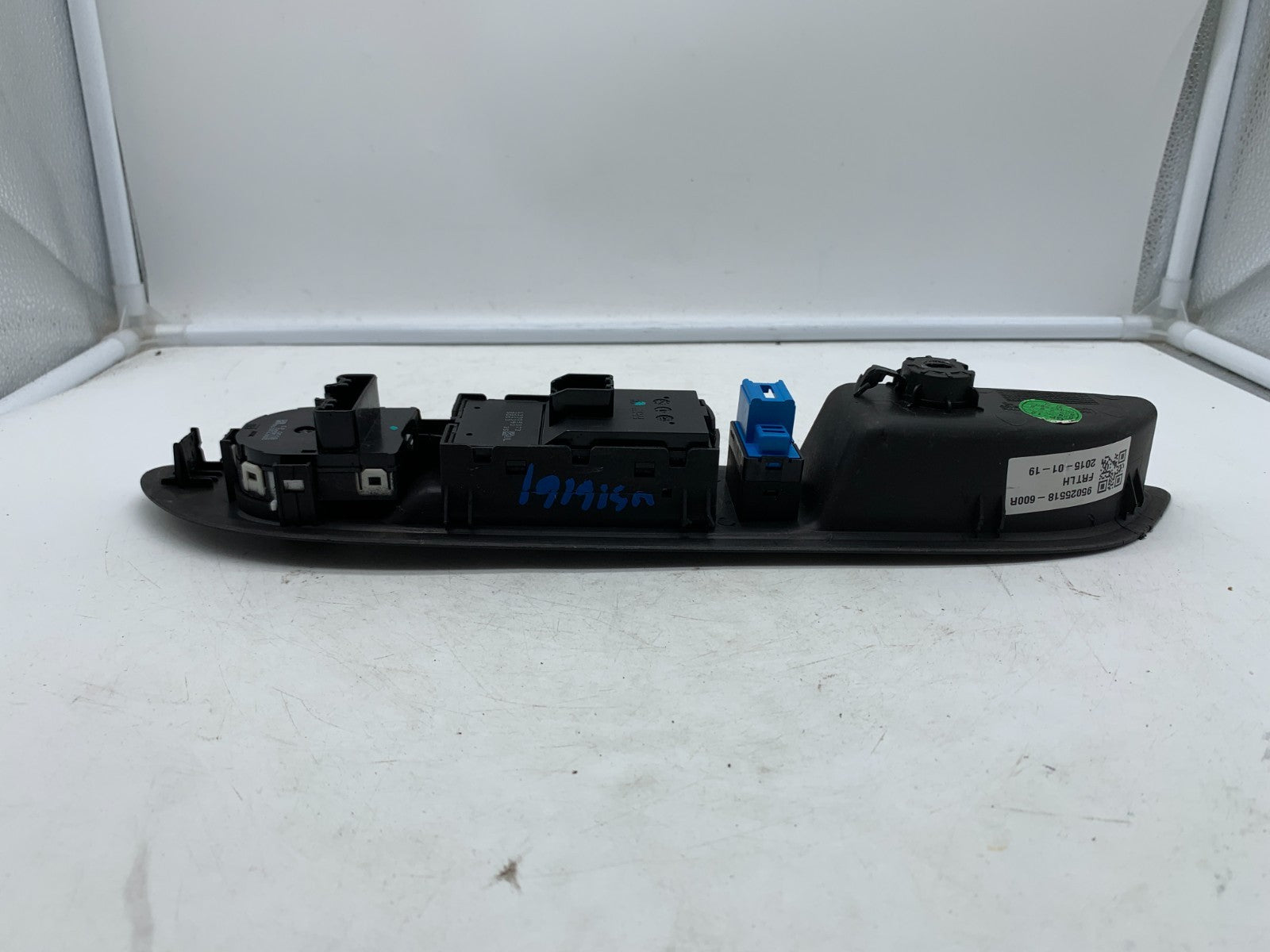 2013-2016 Buick Encore Master Power Window Switch OEM B03B08006