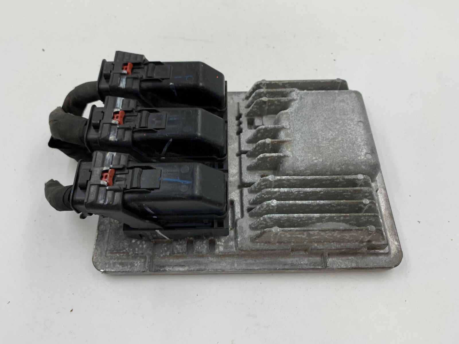 2017-2020 GMC Terrain Engine Control Module Unit ECU ECM OEM D01B13005