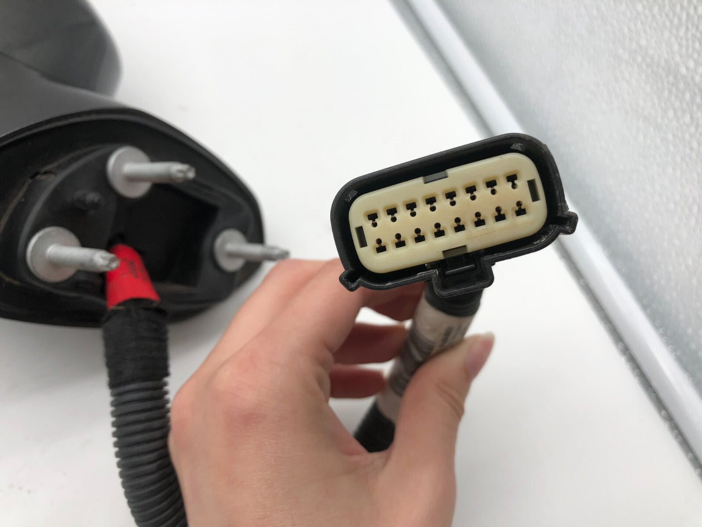 2019-2020 Ford Fusion Driver Side View Power Door Mirror Gray BSA E02B40001