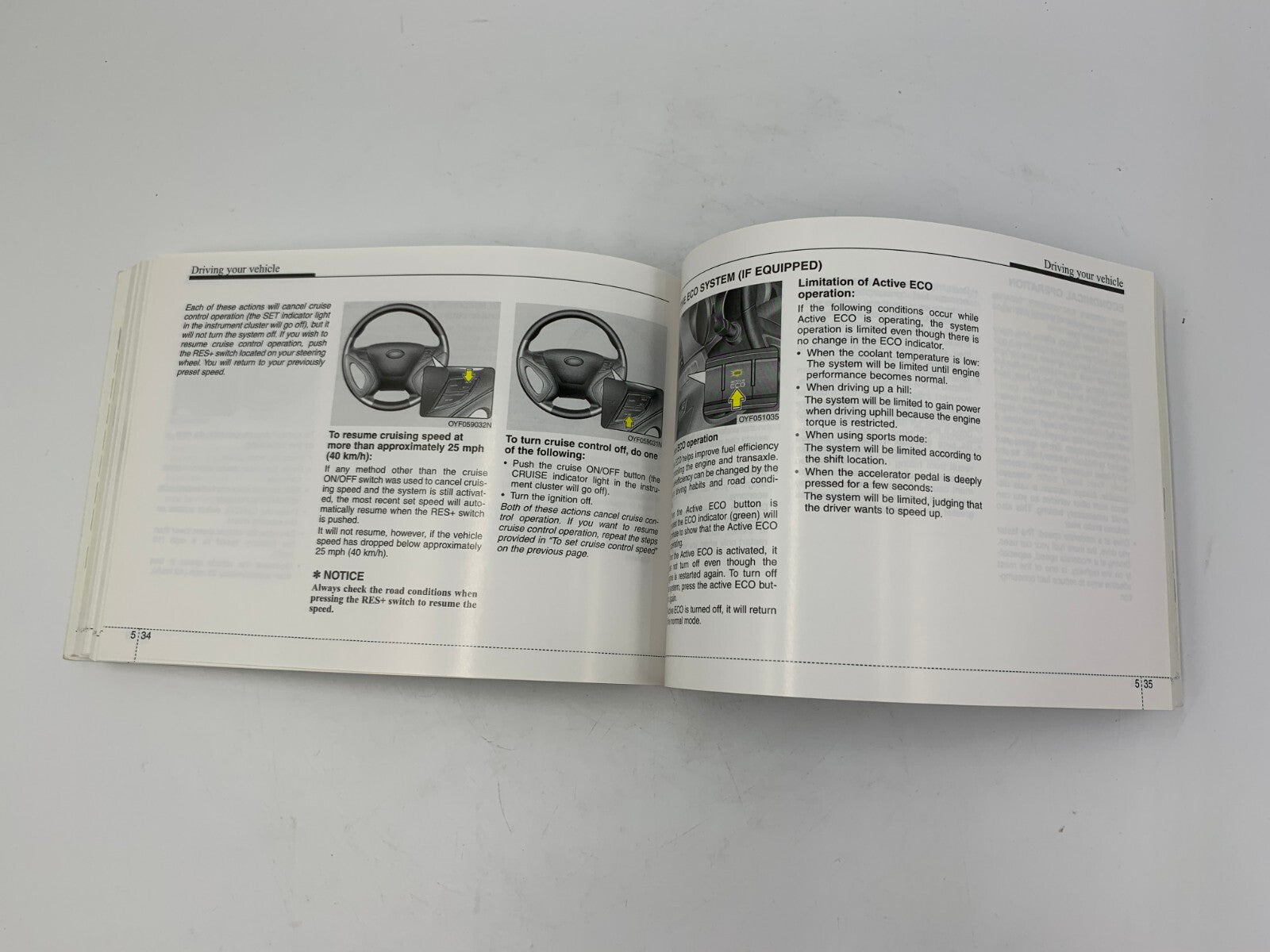 2011 Hyundai Sonata Owners Manual Set with Case OEM C02B36076