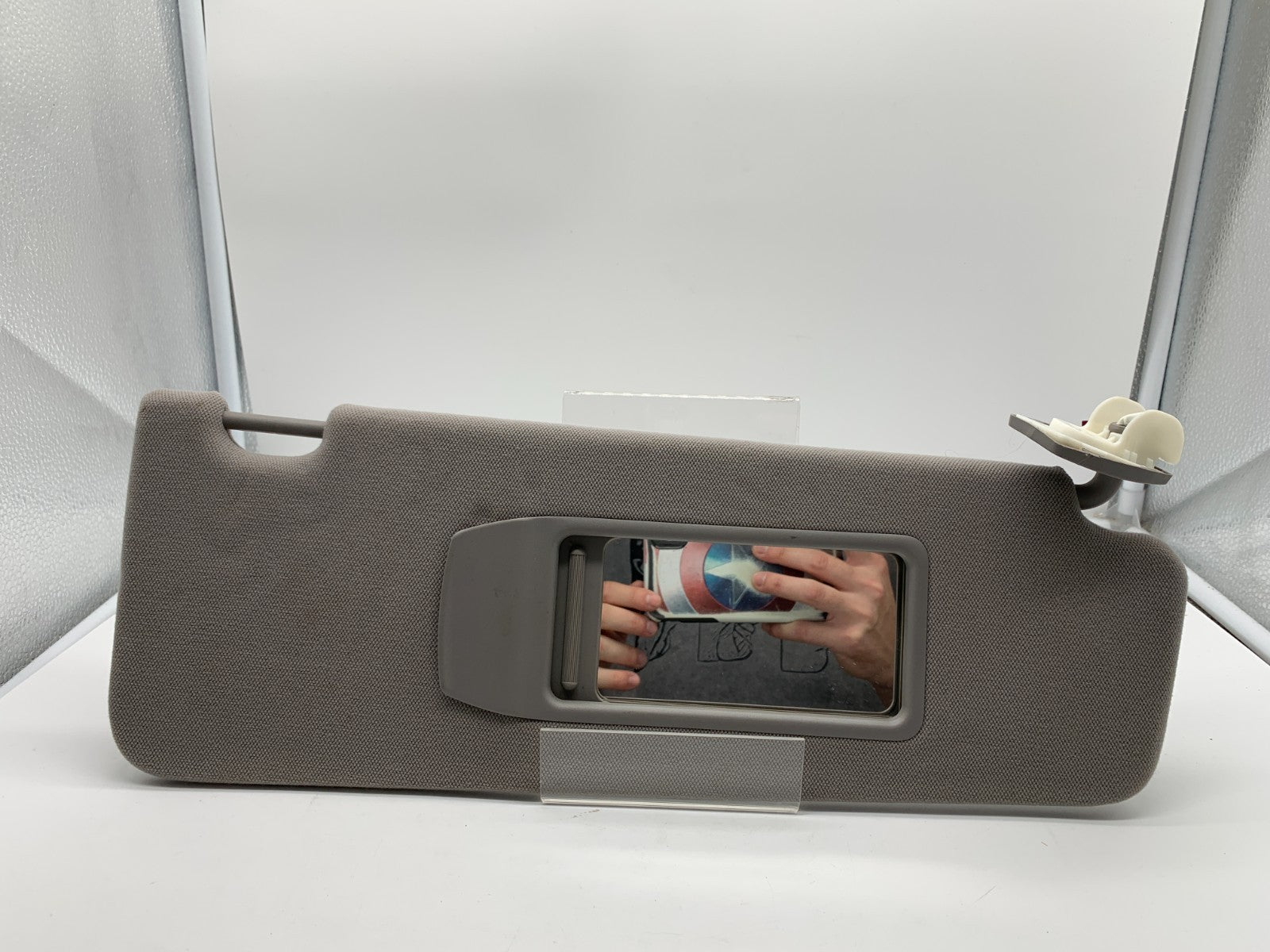 2009-2015 BMW 750i Passenger Sun Visor Gray Illuminated OEM A01B41010